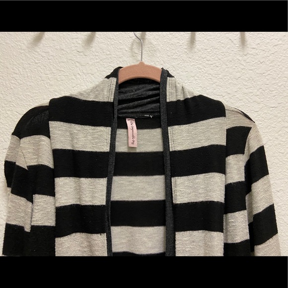 🆕 Cream & Black Striped Open Cardigan - Picture 4 of 5